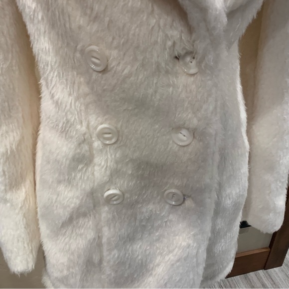 Nonat Luxury Coats "Margot Short Coat", Color: Ivory, Size S - Picture 3 of 11